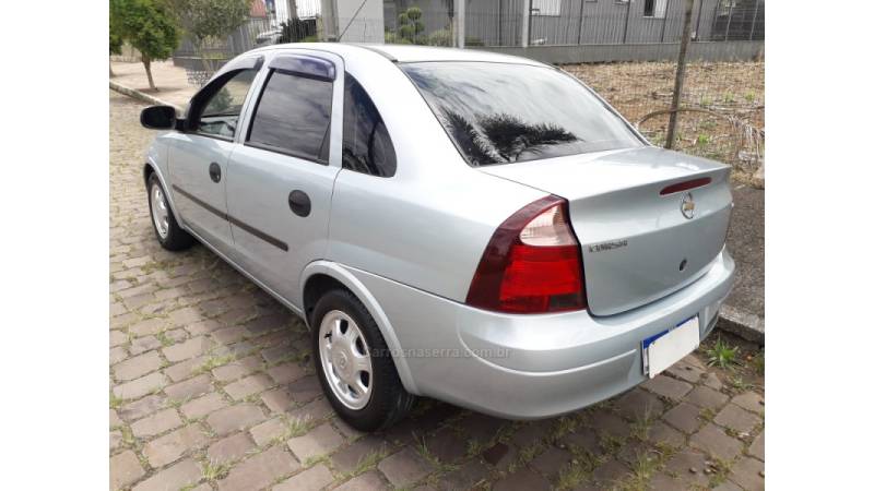 CHEVROLET - CORSA - 2009/2009 - Prata - R$ 26.500,00