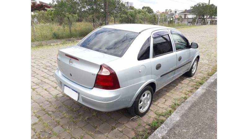 CHEVROLET - CORSA - 2009/2009 - Prata - R$ 26.500,00